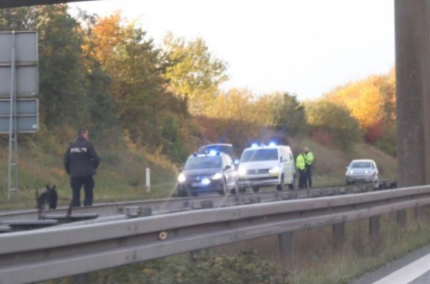 Advarsel til ALLE danske bilister: Fra denne motorvejsbro kaster gerningsmænd sten mod jer