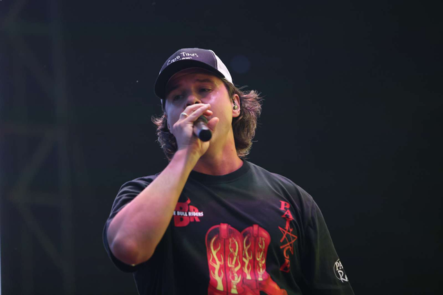 Lukas Graham trækker sig fra Ed Sheerans turné: Her er årsagen