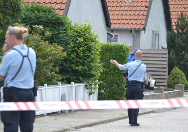 Søn er gået fuldstændig amok på villavej: Mor slået ihjel på grusom vis