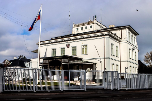 Chok på Christiansborg: Politikere diskuterer nu Rusland-forbindelse