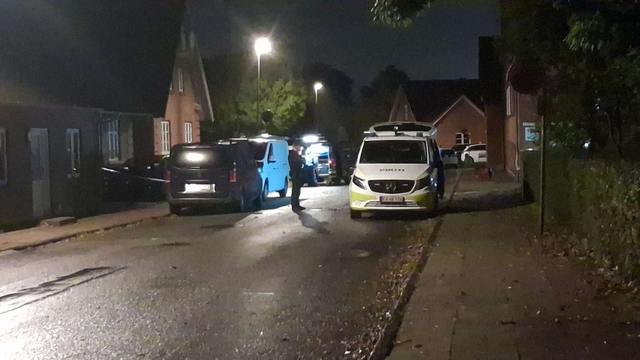 Mistænkt morder på fri fod i Danmark lige nu: Har sår på halsen