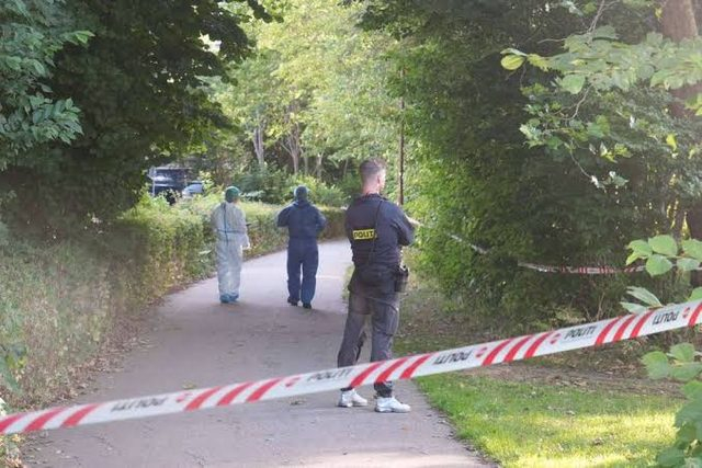 07:35 gik kvinde alene på stien: Pludselig stod en mand foran hende